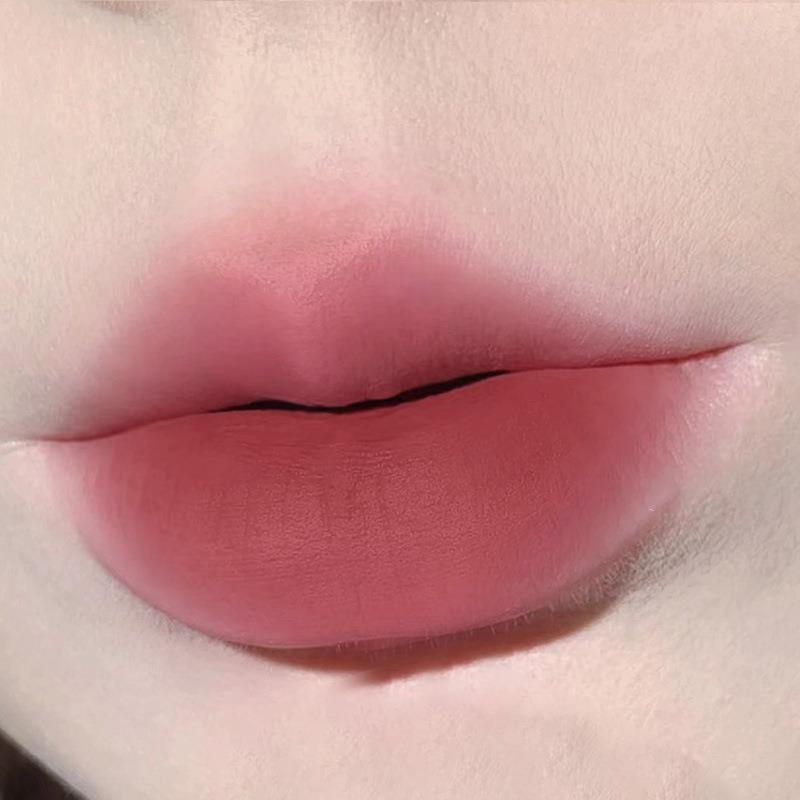 Matte Lip Gloss Fog Surface